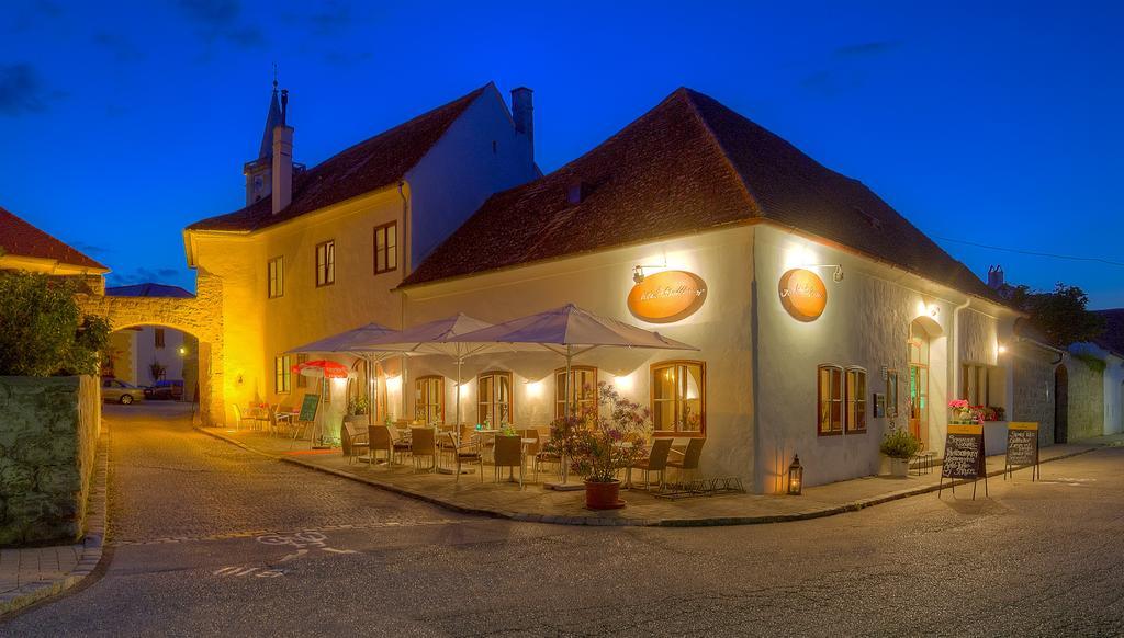 Unser Rosa Haus Fuer Sie Rust Exterior photo